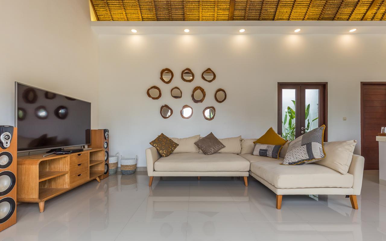 Villa Leelavadee Uluwatu Buitenkant foto